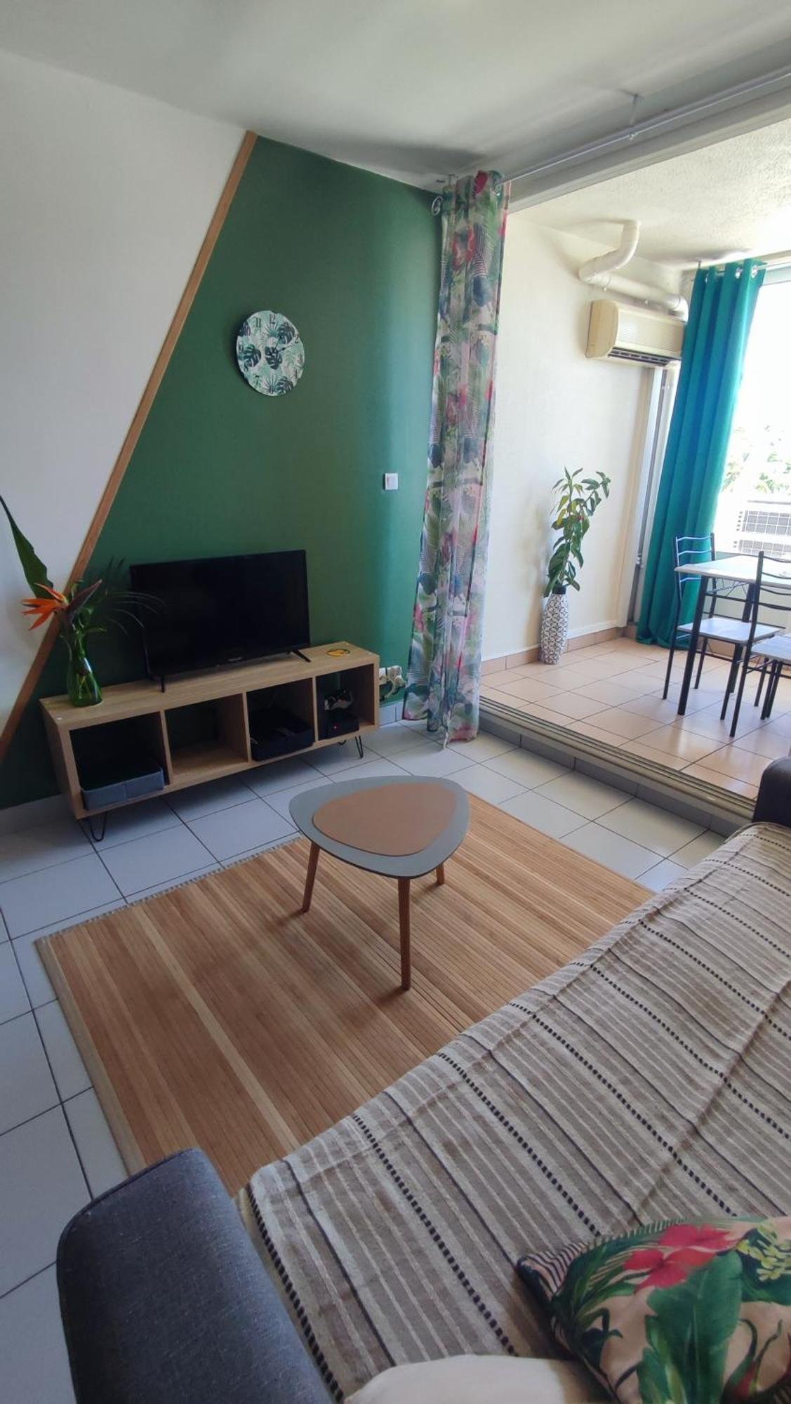 Apartament Les Franciseas Saint-Gilles Les Bains Zewnętrze zdjęcie